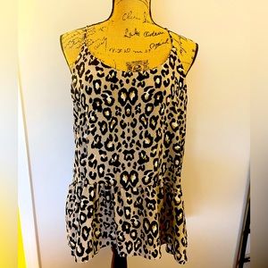 Flirty T-back top with flare ruffle bottom